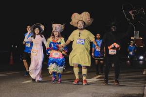 BIB: 6793, 9225, 9367, 224, 
                            <button type="button" onclick="openModal(3399075)" class="btn btn-primary btn-sm float-right btn-popup" data-toggle="modal" data-target=".modal-high-quality">
                        <i class="fas fa-shopping-cart"></i> Add to Cart
                    </button>
                                            <button type="button" onclick="isThisMe(3399075, true)" class="btn btn-success btn-sm float-right btn-popup btn-isme hidden" data-toggle="tooltip" data-placement="bottom" title="นี่คือรูปของคุณใช่ไหม คลิกที่นี่เพื่อเอาเข้าอัลบั้ม">
                        <i class="fas fa-plus"></i> Add to album
                    </button>
                    <button type="button" onclick="isThisMe(3399075, false)" class="btn btn-warning btn-sm float-right btn-popup btn-isnotme hidden">
                        <i class="fas fa-ban"></i> Remove from album
                    </button>